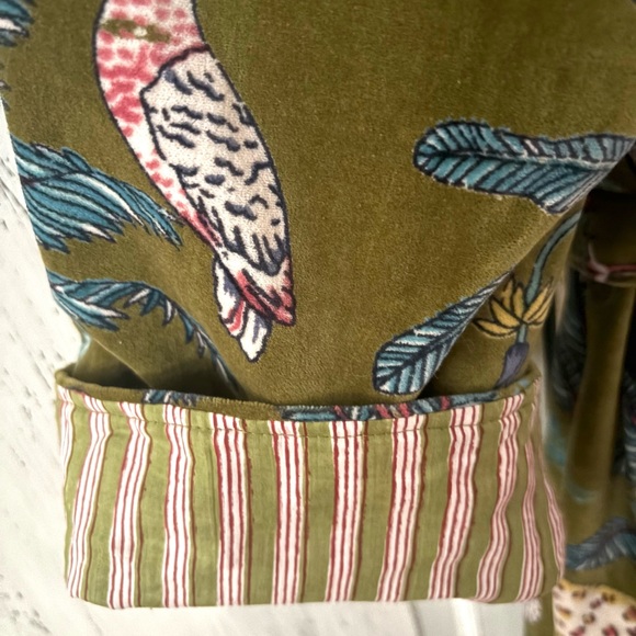 Robe Velvet fully lined size M/L - Picture 4 of 7